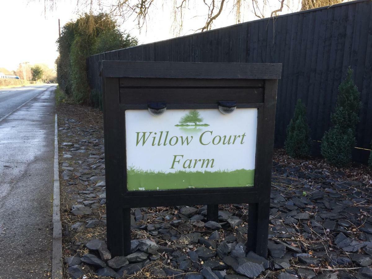 Willow Court Farm Studio South & Petting Farm, 8 Mins From Legoland & Windsor, 15 Mins From Lapland Uk Экстерьер фото